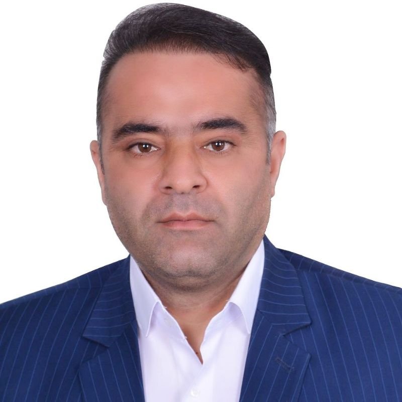 مسلم آئین زاده